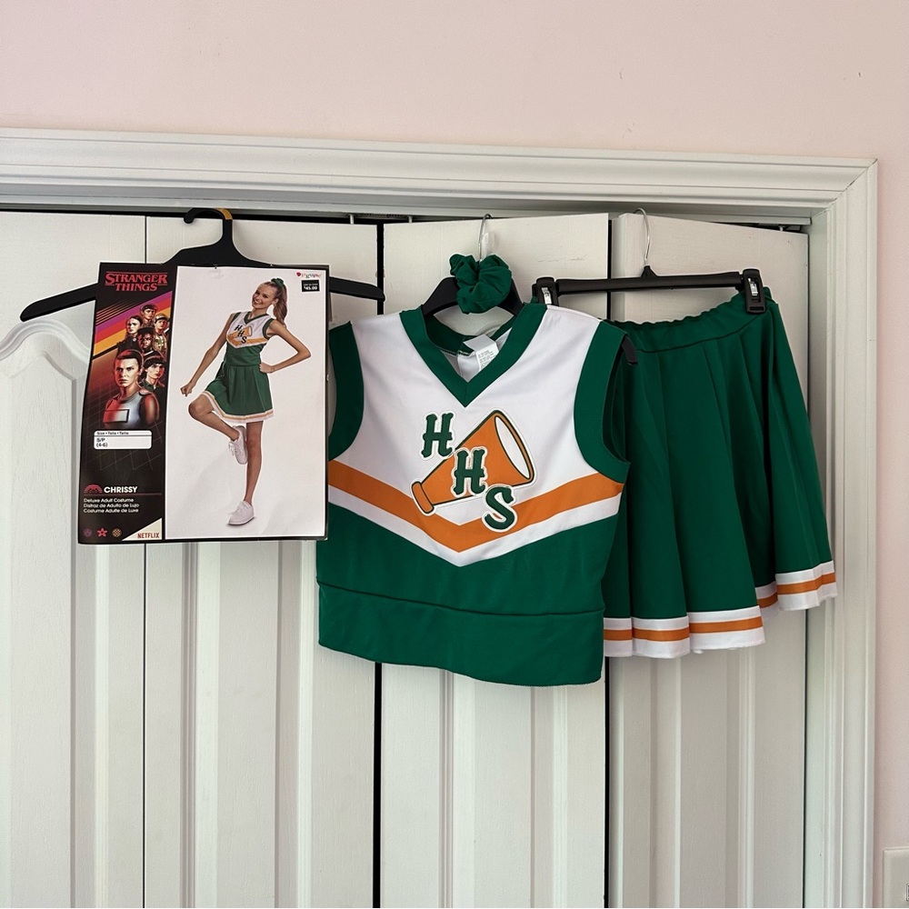 Stranger Things Halloween Costume Cheerleader Chrissy